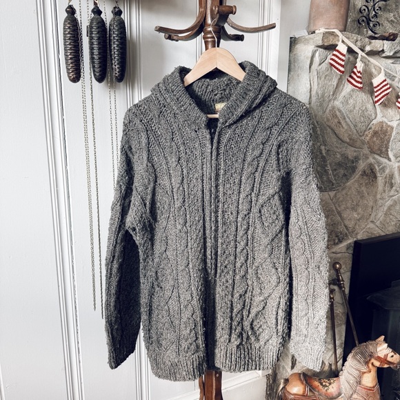Vintage Sweaters - 100% Wool Charcoal Grey Hooded Cable Knit Zip Up Sweater Jacket
